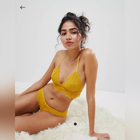 New Look Tulip Lace Bralet and Brazilian Brief - Picture 4 of 4